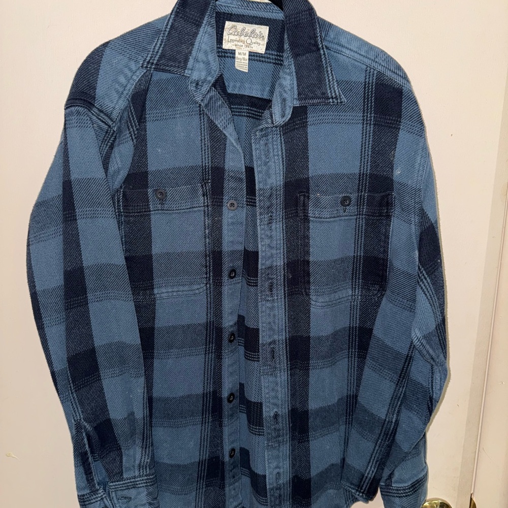 Cabela's Blue Plaid Casual Button Down Shirt